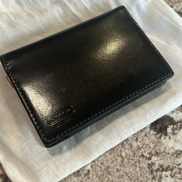 Coach compact leather wallet - Picture 3 of 10